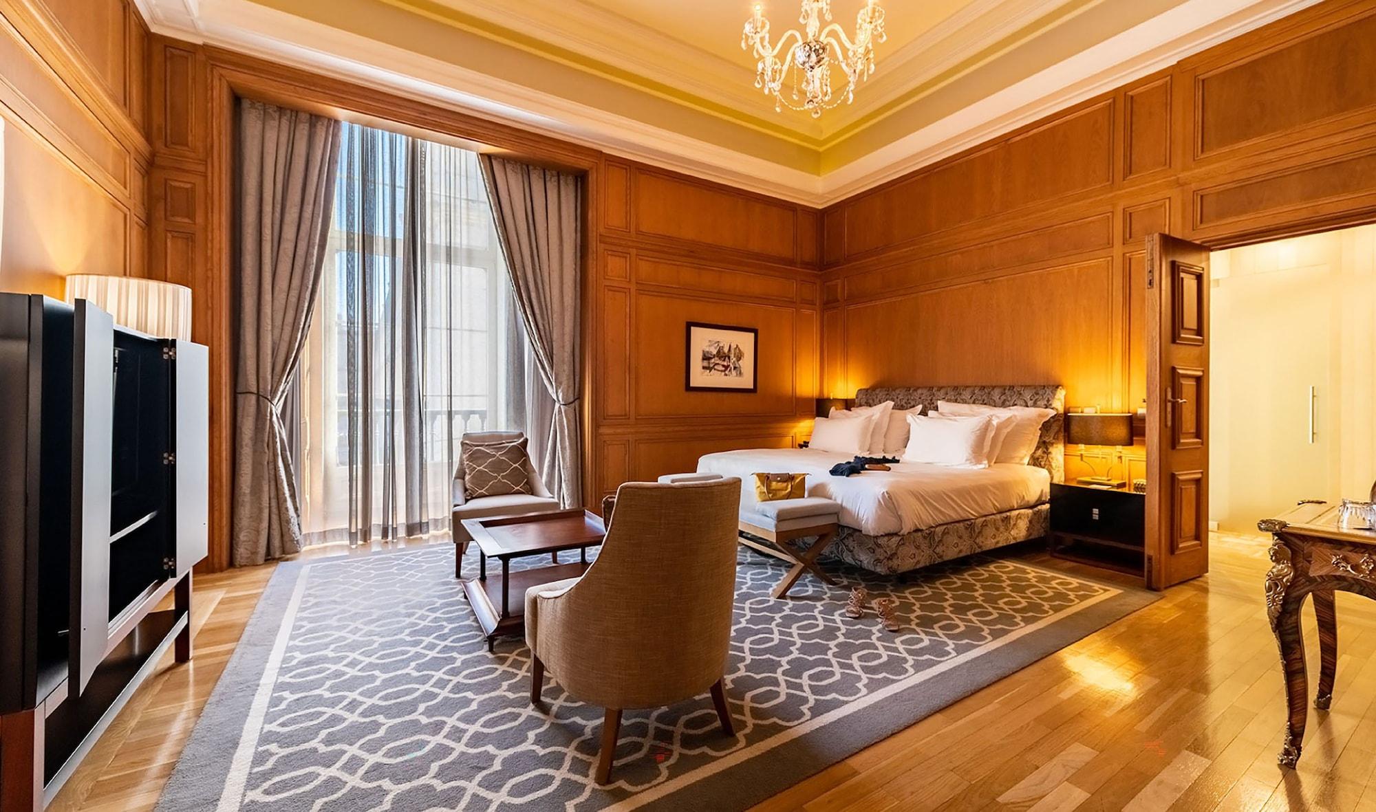 Pousada De Lisboa - Small Luxury Hotels Of The World Kültér fotó A bedroom at the hotel