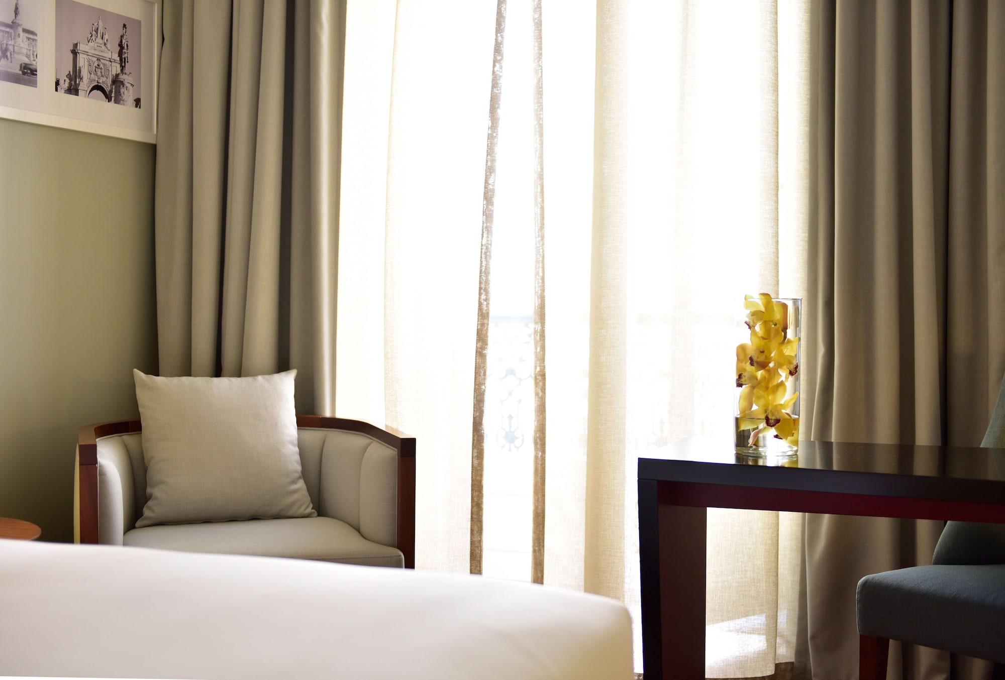Pousada De Lisboa - Small Luxury Hotels Of The World Kültér fotó A room at the hotel